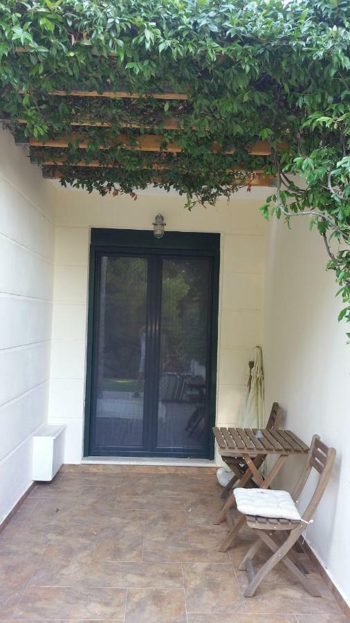 פוסידי Villa Chris מראה חיצוני תמונה
